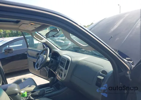 2007 Ford Escape Xlt/Xlt Sport from USA, damaged, VIN 1FMCU93167KA91361